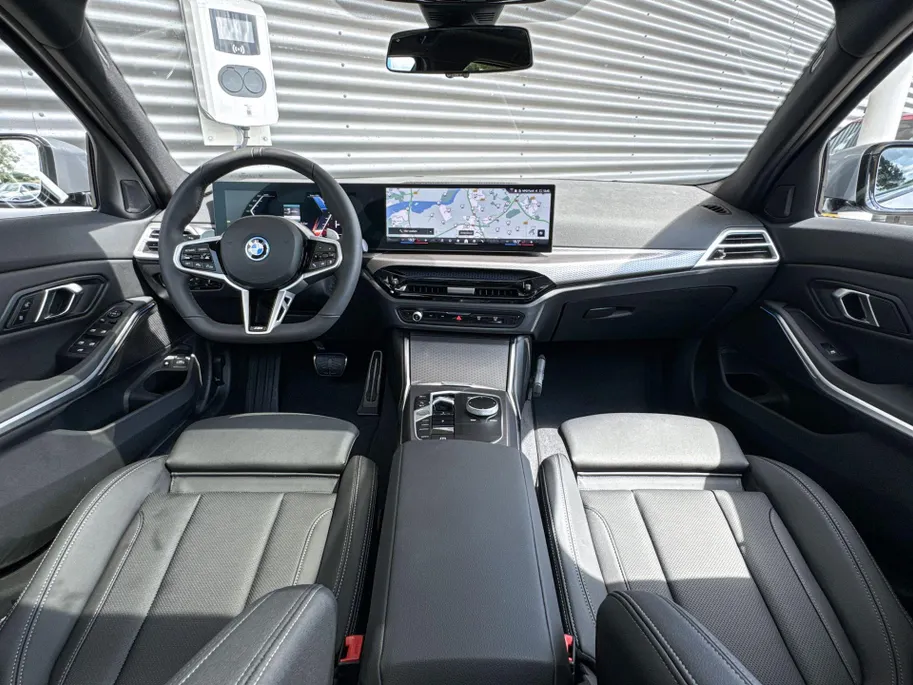 BMW 3 Serie Touring 330e