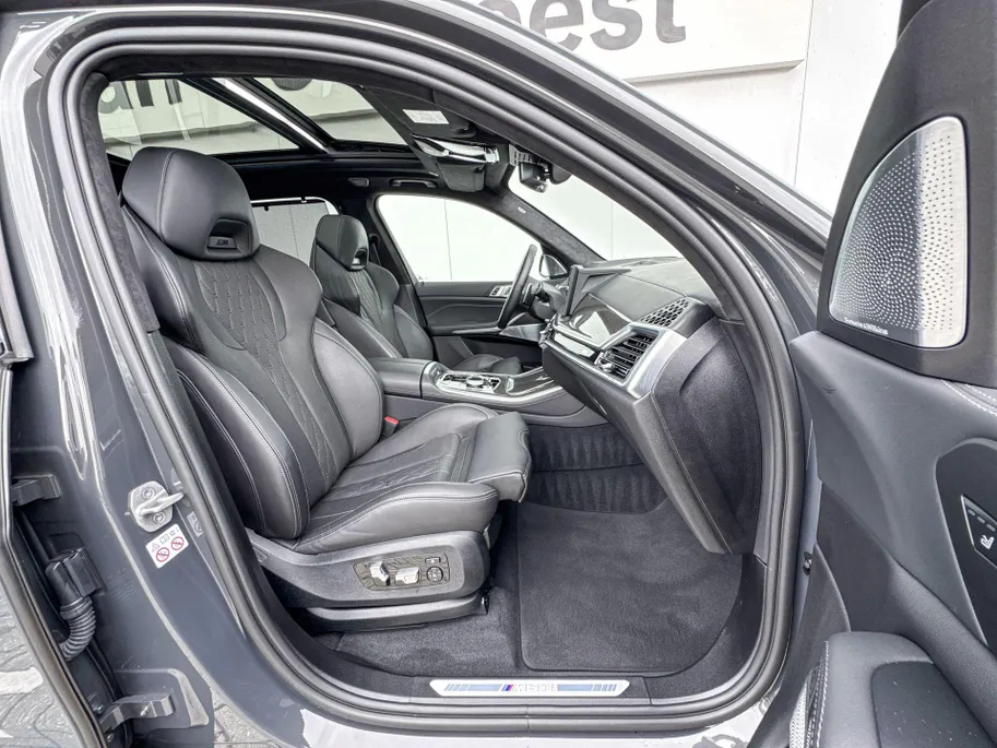BMW X5 M60i xDrive