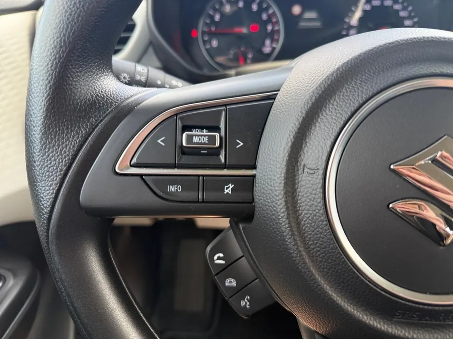 Suzuki Swift 1.2 Comfort Smart Hybrid | Navigatie | Airco | Zeer nette auto | Tot 10 jaar garantie!