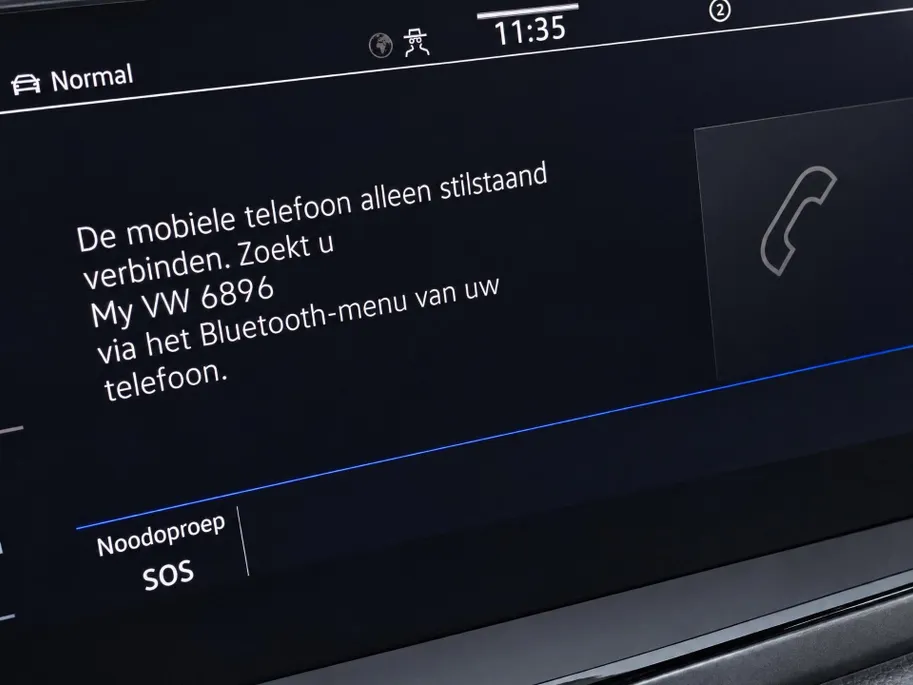Volkswagen Polo 1.0TSI/110PK R-Line · Panoramadak · Apple/Android Car Play · Camera + Parkeersensoren · Garantie t/m 31-03-2027 of 100000km.