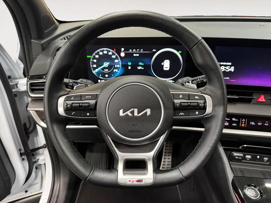 Kia Sportage 1.6 T-GDi Plug-in Hybrid AWD GT-PlusLine TREKHAAK ! | RESTERENDE FABRIEKSGARANTIE TM 2034 | MEEST LUXE UITVOERING | Z.G.A.N. !