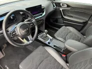Kia Ceed Sportswagon 1.0 T-GDi Design Edition | NAVI | *JBL SOUND | APPLE CARPLAY / ANDROID AUTO | CAMERA | NAVI | JBL SOUND | LAGE KM-STAND | STUUR/ STOELVERWARM. | FABRIEKSGARANTIE T/M 2035 |