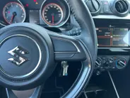 Suzuki Swift 1.2 Select | Airco | Apple/Android Carplay | Stoelverwarming | Stuurwielbediening | Lichtmetalen Velgen |