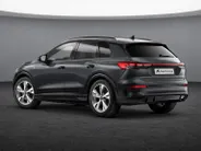 Audi Q4 Q4 S edition performance 82 kWh 286 PK · Privacy glas · Exterieurpakket zwart