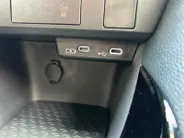 Toyota Yaris 1.5 Hybrid Dynamic | Nieuw | Apple Carplay/Android Auto | hill hold functie | airco (automatisch) | achteruitrijcamera | buitenspiegels verwarmbaar |