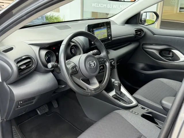 Toyota Yaris 1.5 Hyb. Dynamic | 1e Eigenaar | Dealer Onderhouden | Camera |