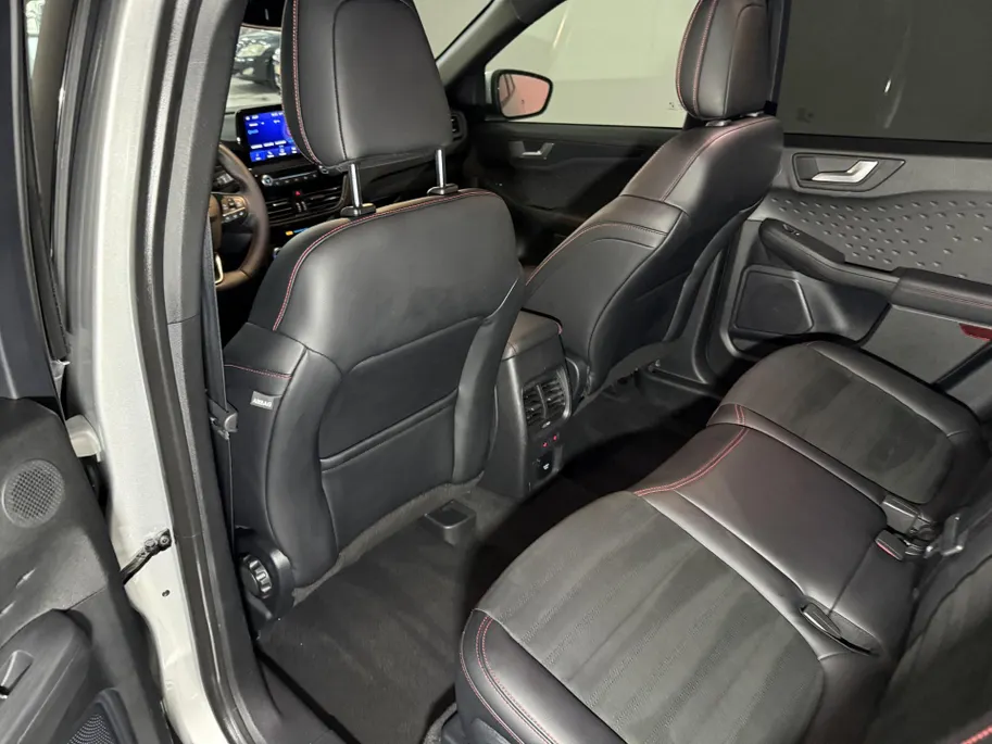 Ford Kuga 2.5 PHEV ST-Line 225 PK | Winterpack | 18' Lichtmetalen Velgen