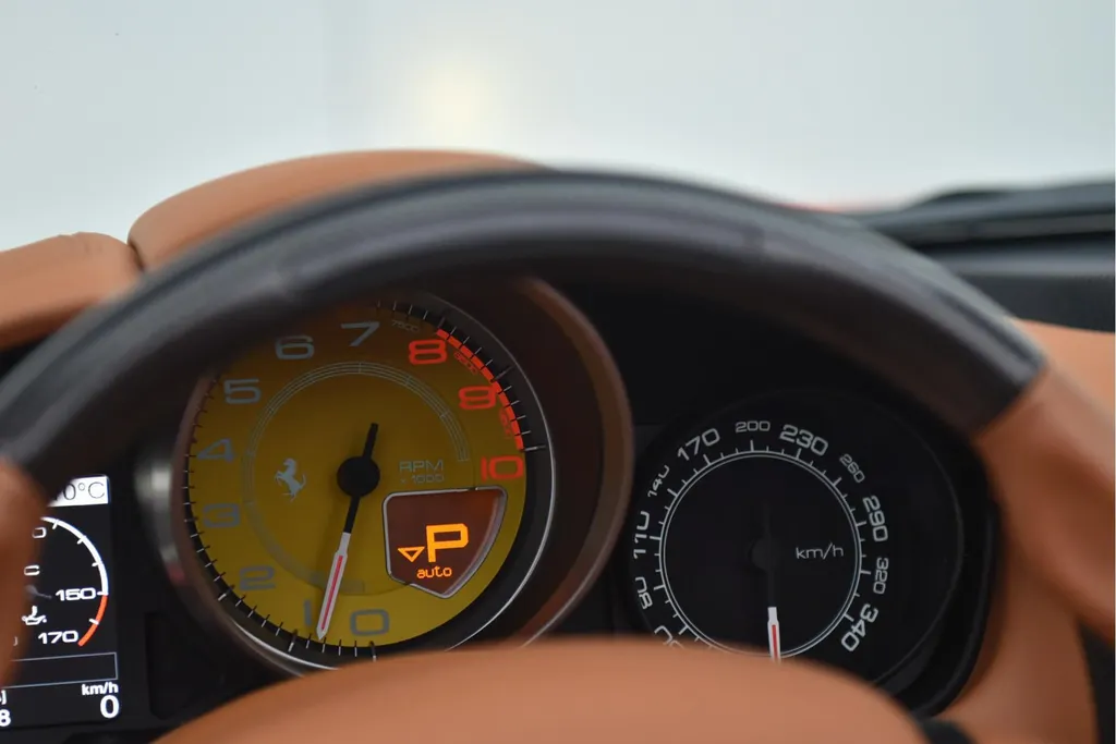 Ferrari California 4.3 V8 HELE