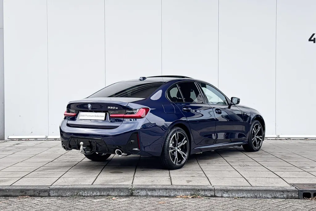 BMW 3 Serie Sedan 330e M-Sport