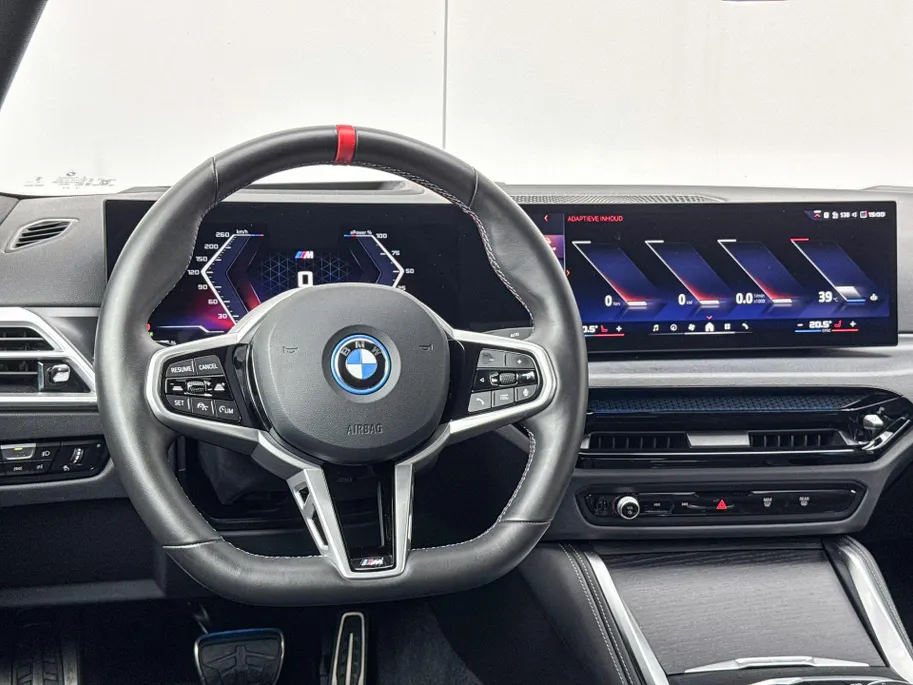 BMW i4 M60