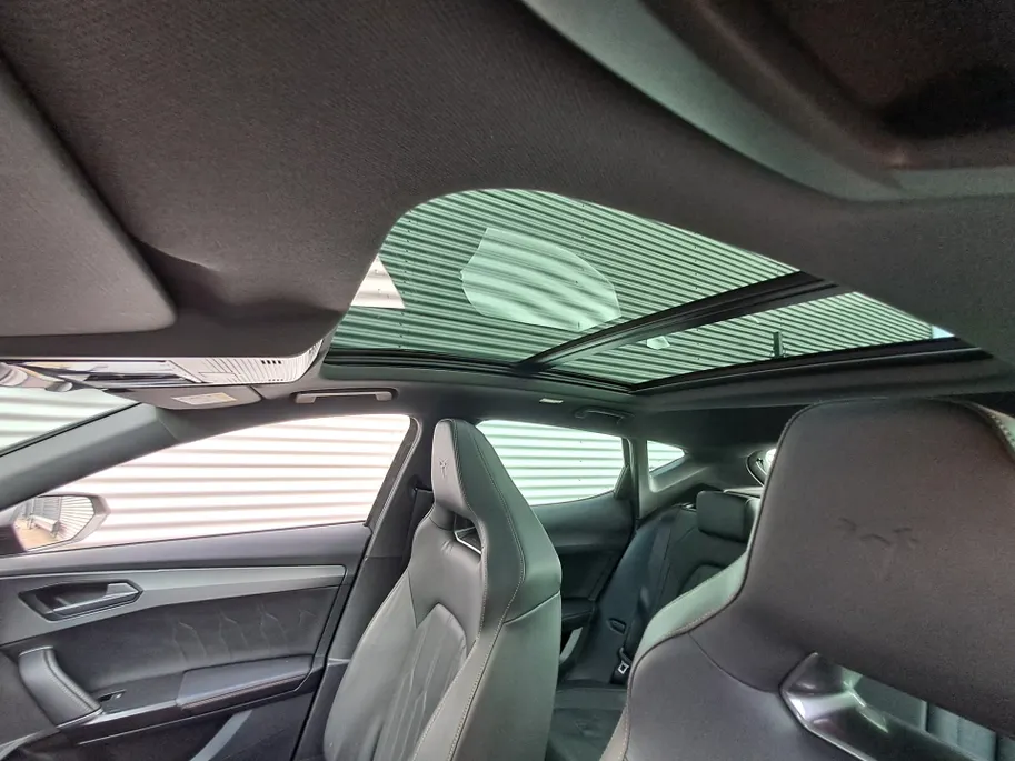 CUPRA Formentor 1.4 e-Hybrid VZ Copper Edition | Voorstoelen verwarmd | Automaat | ECC | Navi | Leer | Stuur verwarmd | Apple Carplay/Android Auto | Cruise control adaptief | SOH 93,6%