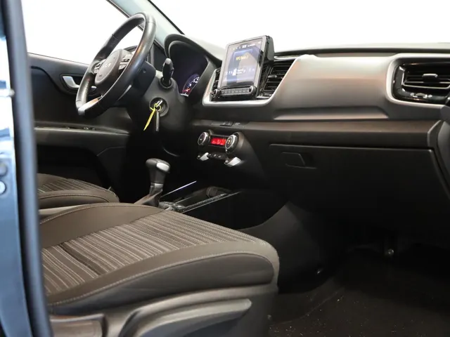 Kia Stonic 1.0 T-GDi MHEV DynamicLine Automaat-Trekhaak
