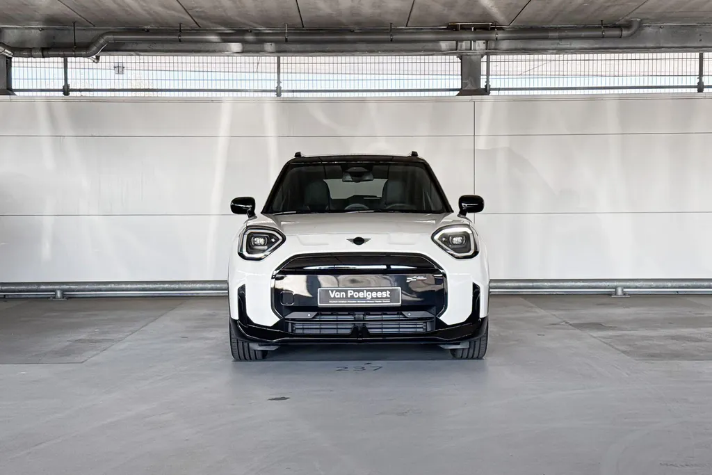 MINI Aceman SE John Cooper Works M 54.2 kWh