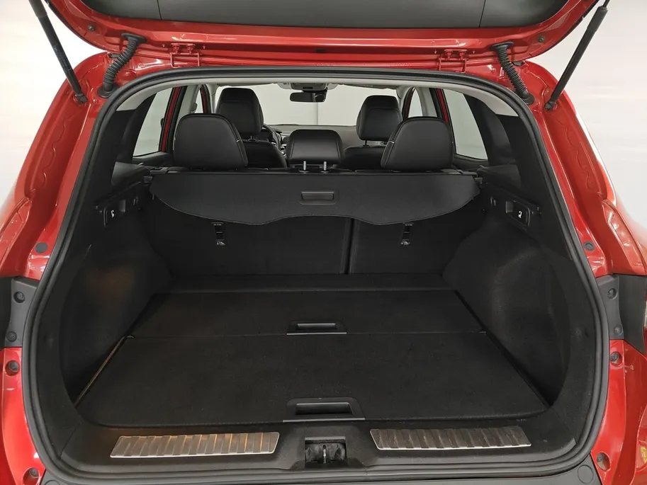 Renault Kadjar 1.2 TCe Bose NAVI AIRCO CAMERA 360 PARKEERSENSOREN BOSE GELUIDSSYSTEEM LM VELGEN HOGE INSTAP KEYLESS ENTRY DEALER ONDERHOUDEN