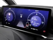 Volkswagen ID.3 Neo Life 61 kWh accu 190 PK Elektr. aandrijving · Comfort Pakket · Zijruiten achter en achterruit getint ·