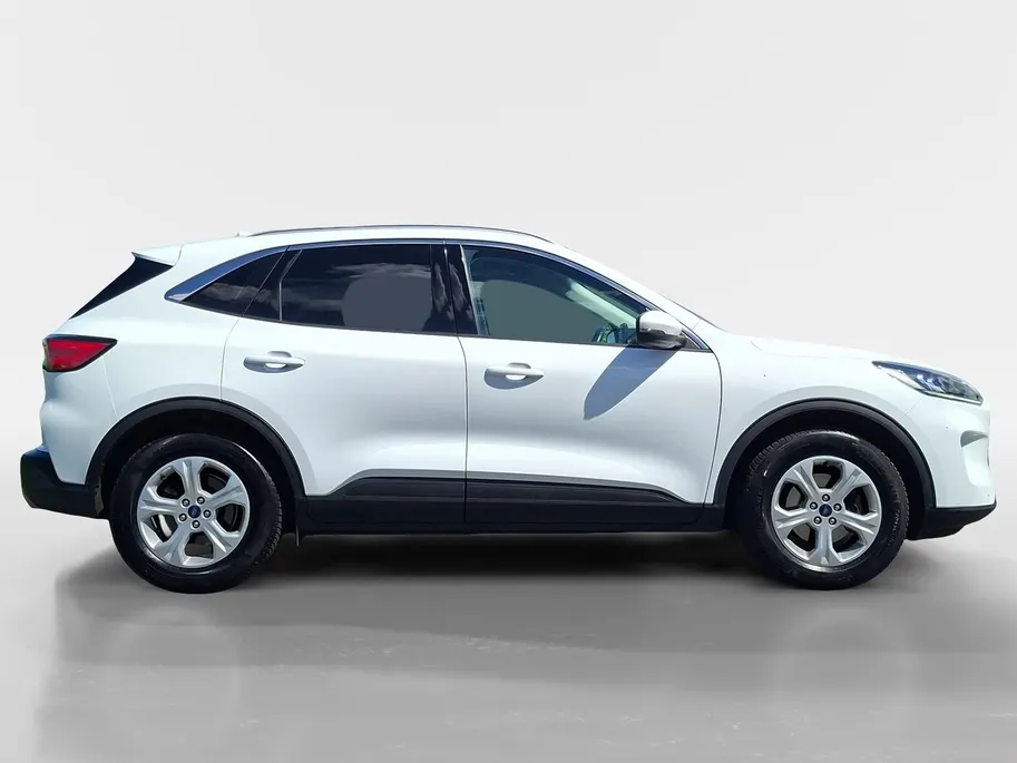 Ford Kuga 1.5 EcoBoost Titanium 150PK | Trekhaak (1800kg trekgewicht) | Navigatie | Parkeersensoren | Privacy Glass | Winter Pack