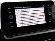 Volkswagen T-Cross 1.5 TSI 150pk DSG R-Line Edition Camera · Afneembare trekhaak · Stoelverwarming · Matrix LED · Apple/Android Car Play · 17'Velgen ·