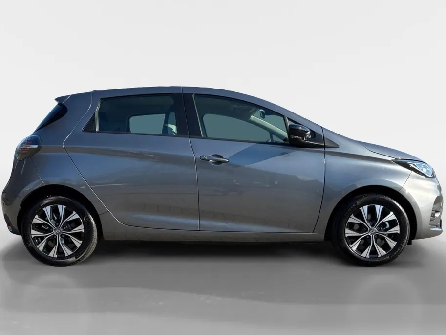 Renault ZOE R135 Evolution 52 kWh Automaat | DEMO | Camera | Parkeersensoren | Apple CarPlay/Android Auto | Climate Control | Full LED | Lichtmetalen Velgen | Digital Cockpit | Cruise Control |