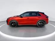Volkswagen T-Roc 1.5 eTSI R-Line First Edition (360° Camera, Schuif-kanteldak, Elektrische achterklep, etc.)