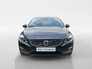 Volvo S60 1.5 T2 Kinetic | Automaat | Stoelverwarming | Navigatie | Climate Control | Goed onderhouden! | 12 maanden garantie! |