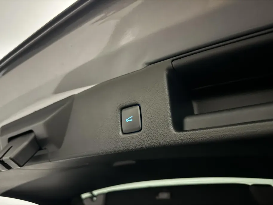 Ford Kuga 2.5 PHEV BlueCruise Edition | DIT IS EEN VOORRAADAUTO! | Panorama Dak | Elek. Trekhaak | 20'Wielen |