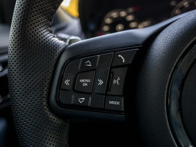 Jaguar F-TYPE P575 AWD R 75