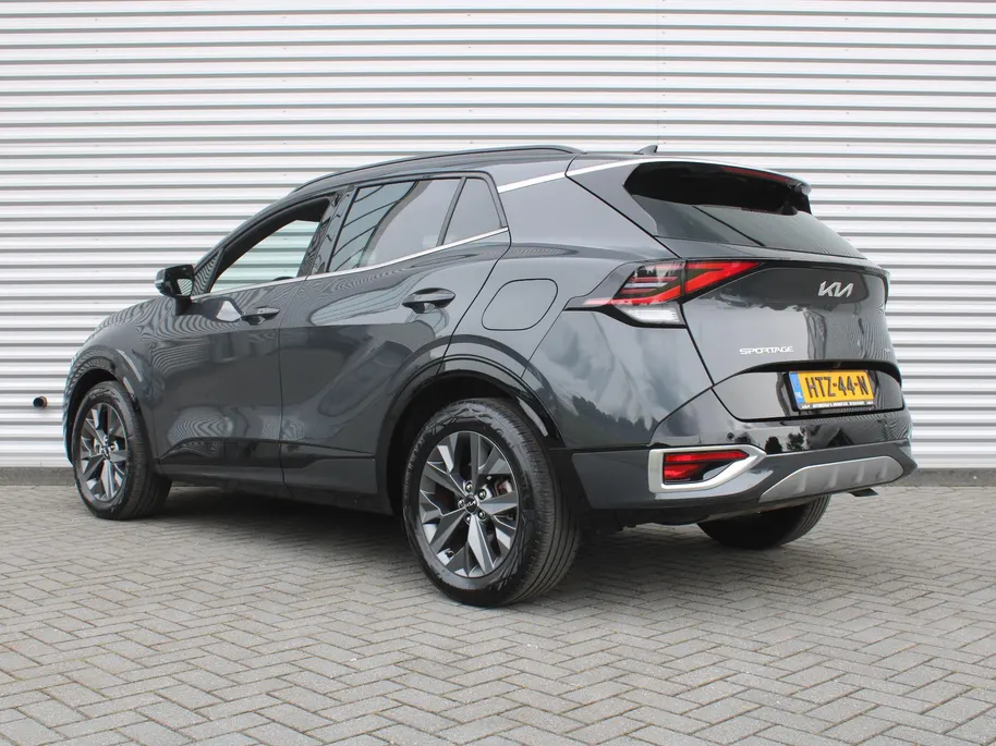 Kia Sportage 1.6 T-GDi Hybrid GT-Line | Stuur-/stoelverwarming | Elek. stoelverstelling + achterklep | Schuifdak | 18" LM | Cruise adapt. | Camera |
