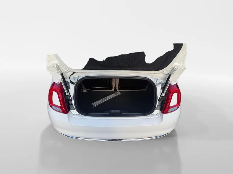 Fiat 500C 1.2 Lounge | Open Dak | Bluetooth | All Season Banden | Airco | Lederen Bekleding | LMV | 12 Maanden BOVAG Garantie