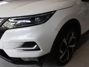 Nissan QASHQAI 1.3 DIG-T Premium Edition | Nappa lederen bekleding | Trekhaak | 1500kg trekgewicht | Pro-pilot | 360grd camera | PDC voor en achter | Climate controle | All season banden | Stoel verwarming |