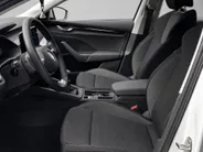 Škoda Octavia Combi 1.5TSI/115PK FL Selection · Apple/Android Car Play · Parkeersensoren · Stoelverwarming · Garantie t/m 04-12-2028 of 120000km.