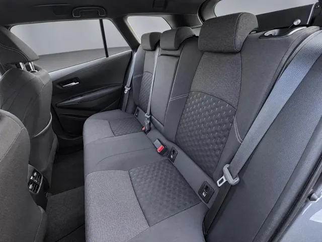 Toyota Corolla Touring Sports Hybrid 140 Active | Stuur en Stoelverwarming | LED