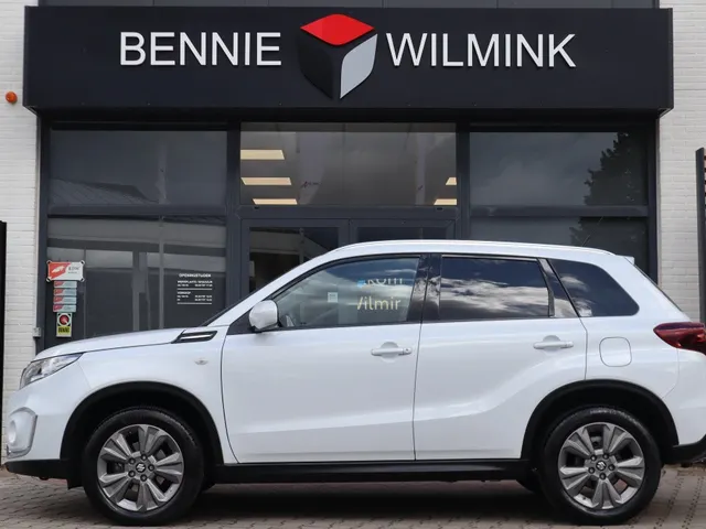 Suzuki Vitara 1.4 BoosterJet Select Hybrid Trekhaak | AdaptiveCruise | Carplay