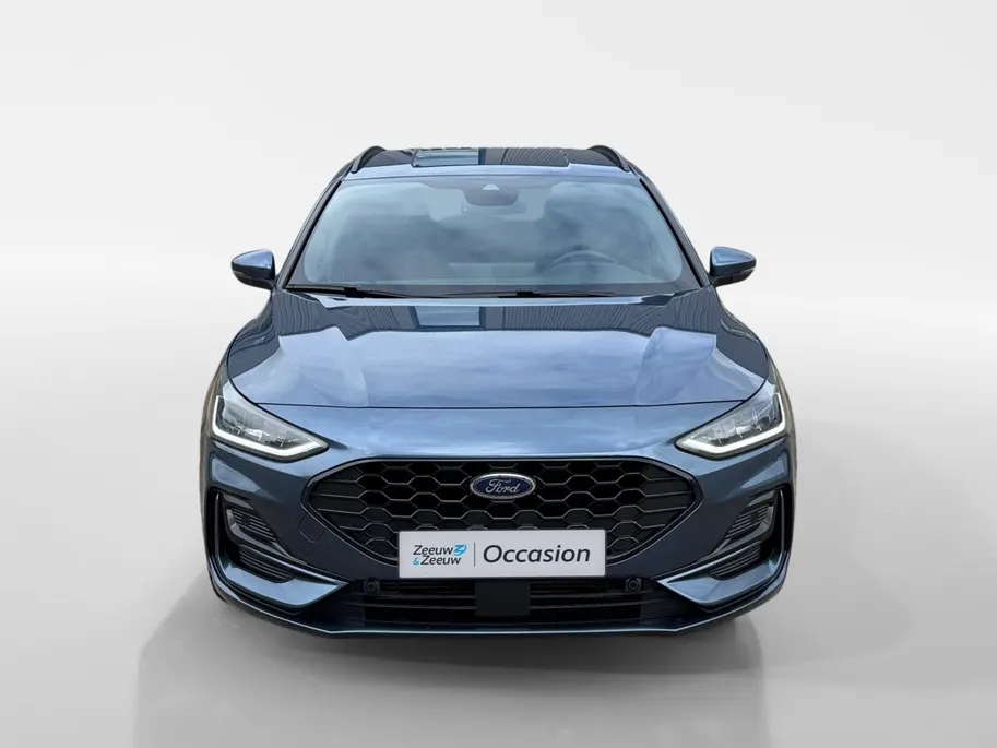 Ford Focus Wagon 1.0 EcoBoost Hybrid ST Line X | NL auto | 1e eigenaar | Dealer onderhouden | Adapt cruise control | BLIS | Winter pack | Elektr. achterklep | Parkeersensoren voor en achter | Achteruitrijcamera | Apple carplay & android auto | 18' lichtmetalen velge
