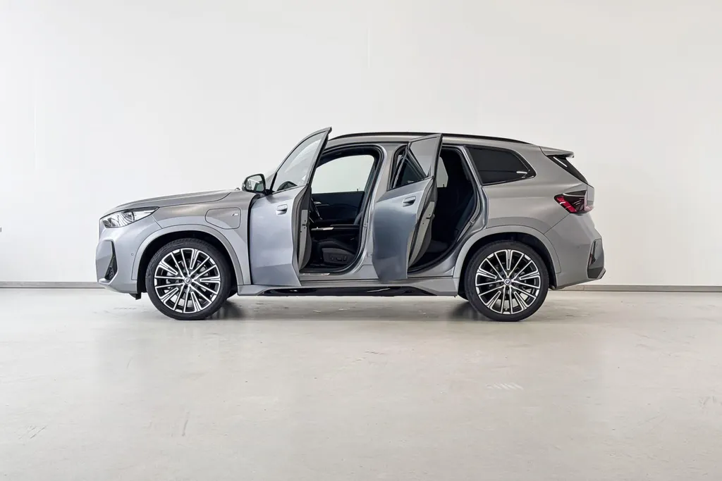 BMW X1 xDrive30e Innovation Pack M Sportpakket Individual