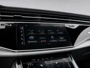 Audi Q8 55 TFSIe 381pk Tiptronic Quattro Pro Line S · Panoramadak · 360 Camera · Wegklapbare Trekhaak · Apple/Android Car Play · Luchtvering · 21'' Inch ·