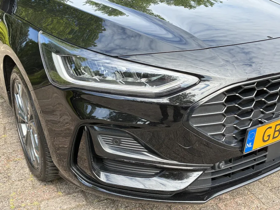 Ford Focus Wagon 1.0 EcoBoost Hybrid ST Line