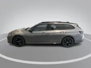Volkswagen Passat Variant 1.5 272pk DSG eHybrid R-Line Edition · Panoramadak · 360 Camera · Wegklapbare Trekhaak · Elek. Voorstoel · Massage· 18'' Inch · Garantie t/m 23-09-2030 of 100.000km