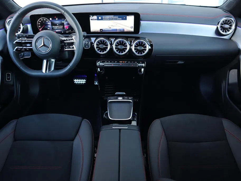 Mercedes-Benz CLA Shooting Brake 180 Star Edition AMG Line