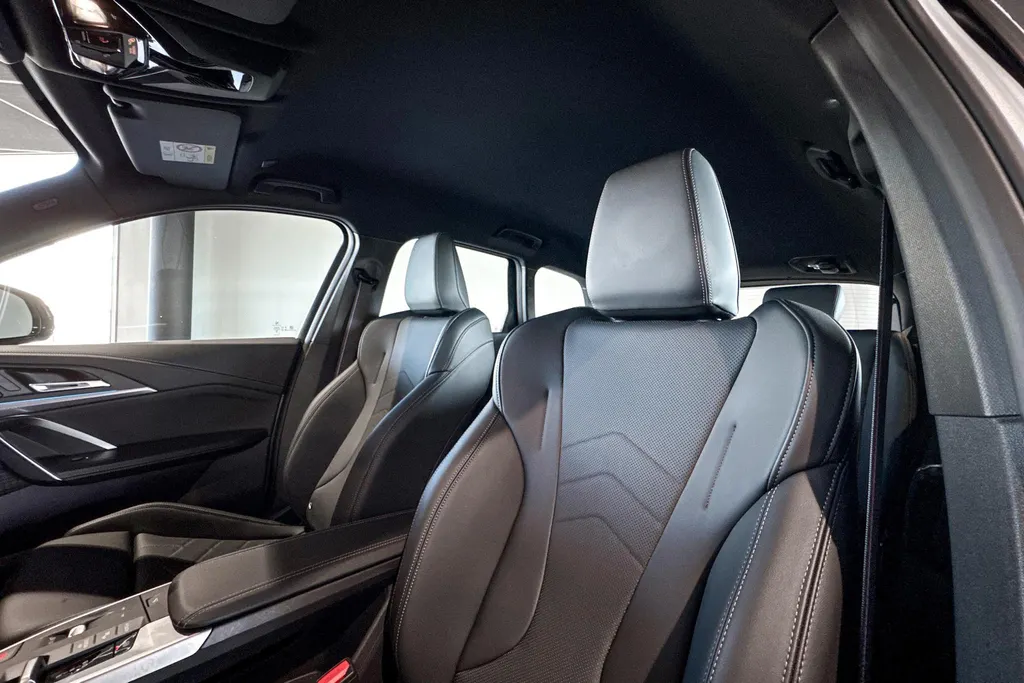BMW iX1 eDrive20 67 kWh