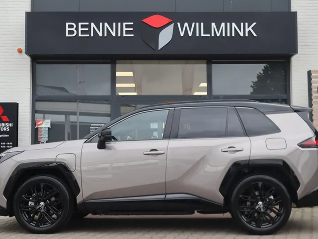 Toyota RAV4 2.5 Phev 300 First Edition | Stoel Verwaming/Verkoeling | Stoel Geheugen | NU TE BESTELLEN