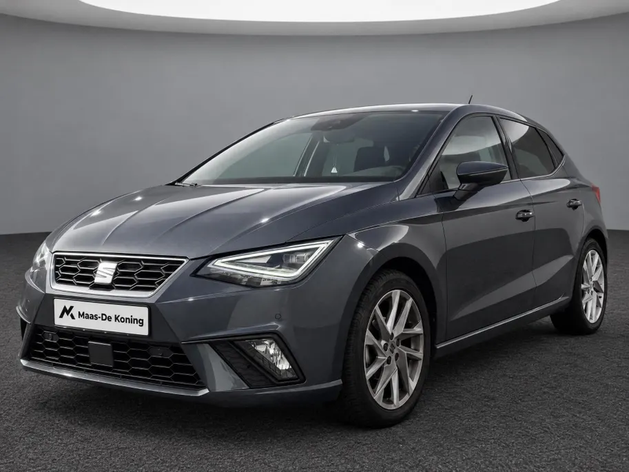 SEAT Ibiza 1.0 EcoTSI 95pk FR Business Intense · Camera · Navigatie · Apple/Android Car Play · Stoelverwarming · Garantie t/m 26-04-2027 of 100000km.