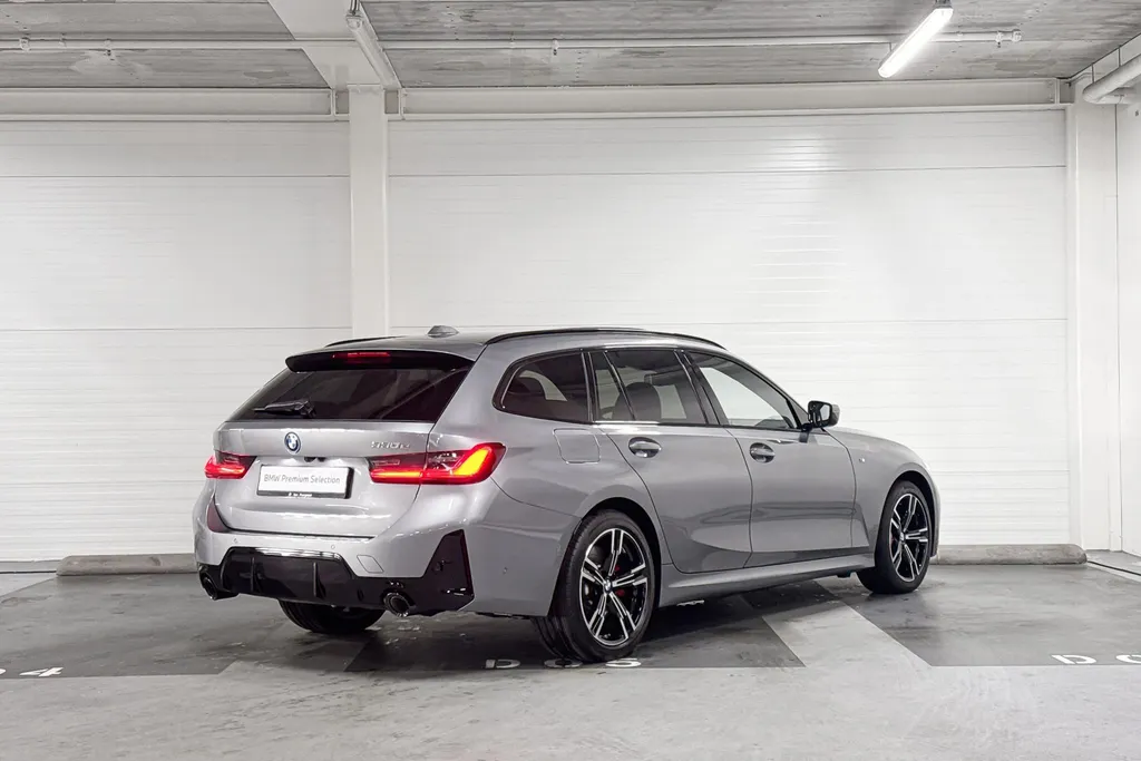 BMW 3 Serie Touring 330e