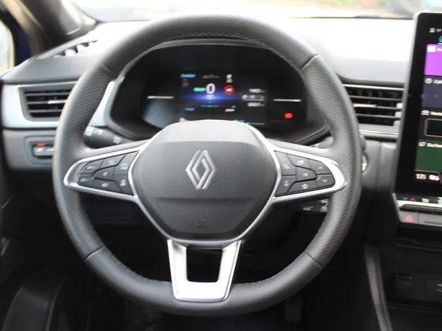 Renault Captur 1.8 E-Tech full hybrid 160 PK techno | Pack winter | Camera achter | LM Velgen | Groot scherm  | Reservewiel |