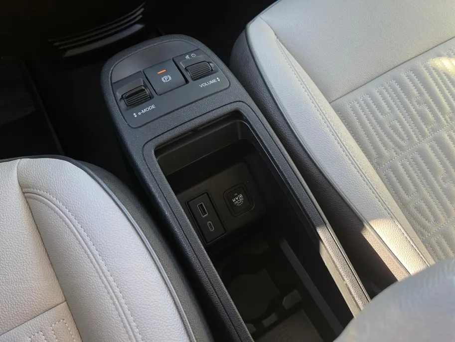 Fiat 500 La Prima by Bocelli 42 kWh SOH 96,47% | Navigatie | Stoelverwarming | WLTP 312km | Etc.