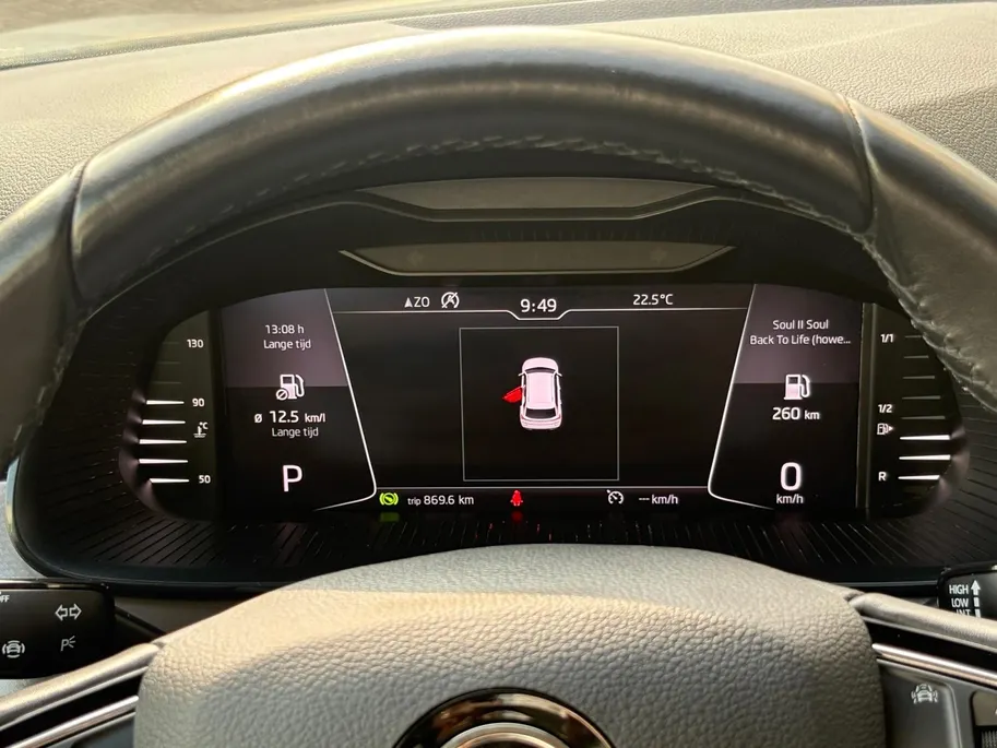 Škoda Kamiq 1.0 TSI Business Edition | Navi | Parkeersensoren V+A | Virtual Cockpit | Lichtmetalen Velgen | Premium Sound System | Keyless Go | Apple Carplay | Android Auto | 12 maanden Bovag Garantie