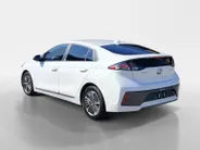Hyundai IONIQ 1.6 GDi PHEV Premium | Zeer zuinig | Vol opties | Perfecte staat | NU Rijklaarprijs! Incl.12 Maanden, APK, Onderhoudsbeurt etc! Premiumpakket gratis!