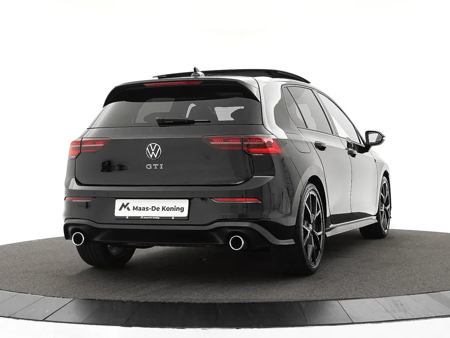 Volkswagen Golf 2.0 TSI 245pk DSG GTI · Panoramadak · Camera · Harman Kardon Sound · Matrix LED · Leder Vienna · Alarmklasse 3 · Elek. Bestuurdersstoel + Geheugen ·