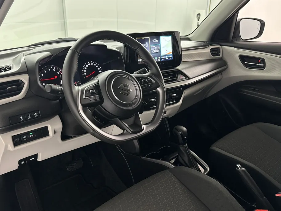 Suzuki Swift 1.2 Style Smart Hybrid Automaat | Navigatie | Apple Carplay/Android Auto | Adaptieve Cruise Control