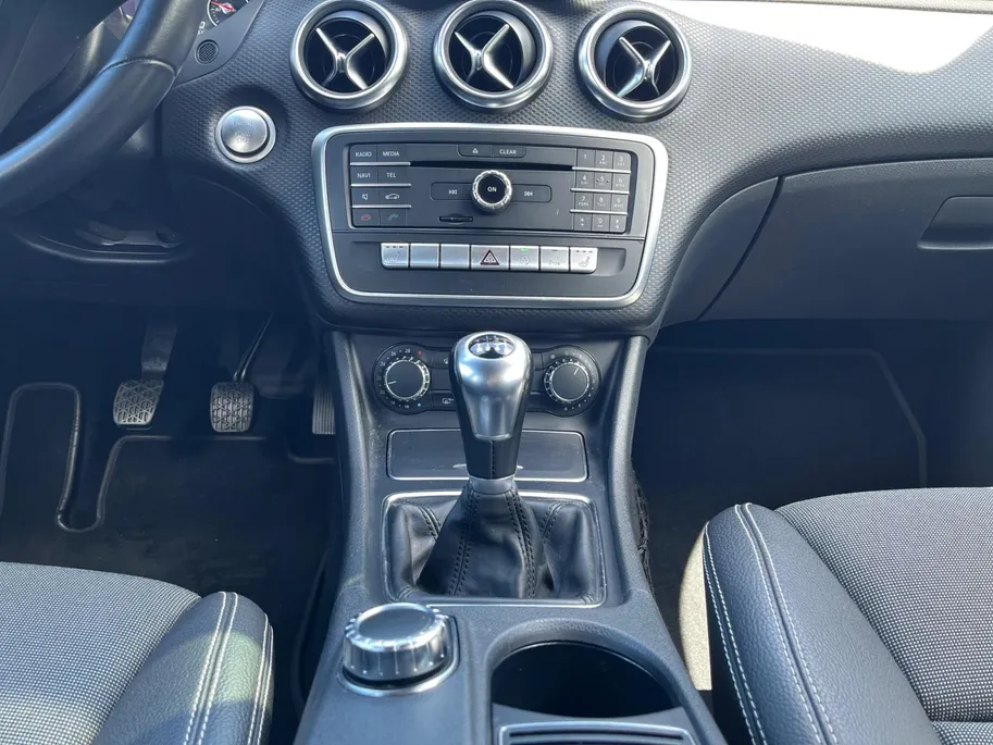 Mercedes-Benz A-Klasse 160 Ambition | Navigatie | Cruise Control | Climate Control