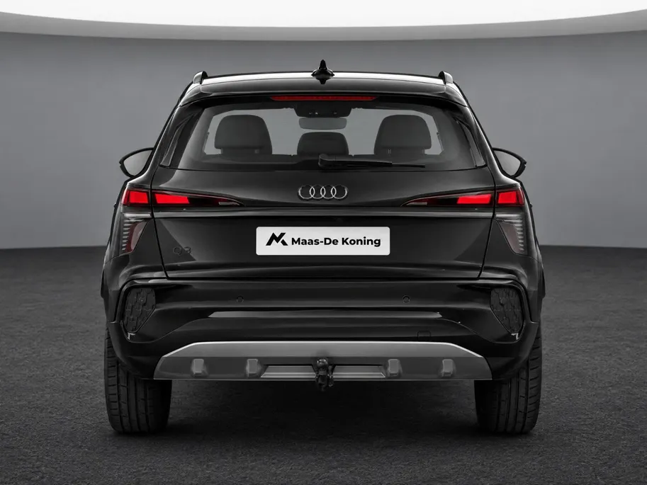 Audi Q3 e-hybrid Advanced edition 272 PK · Trekhaak elek. wegklapbaar · Stuurwiel verwarmd · Lichtmetalen 18'' inch velgen